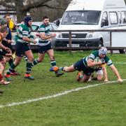 Reading (green/white) beat Bicester 39-12   Pictures by Vermont Images