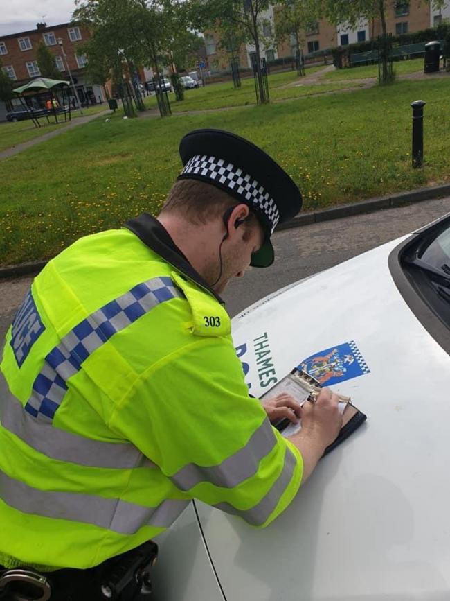 Police giving out speeding fines in 20mph zone in Southcote Lane