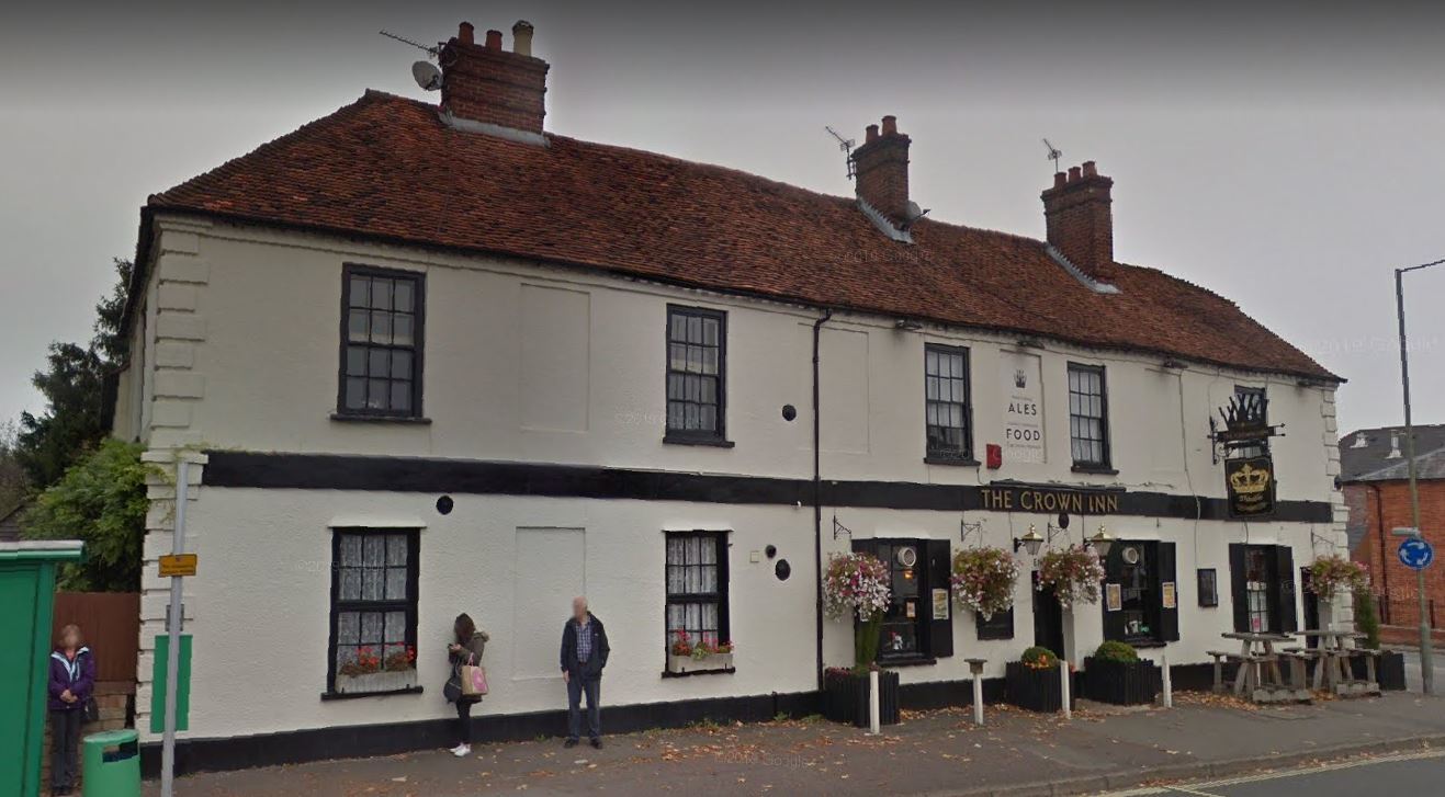 The Crown, Theale