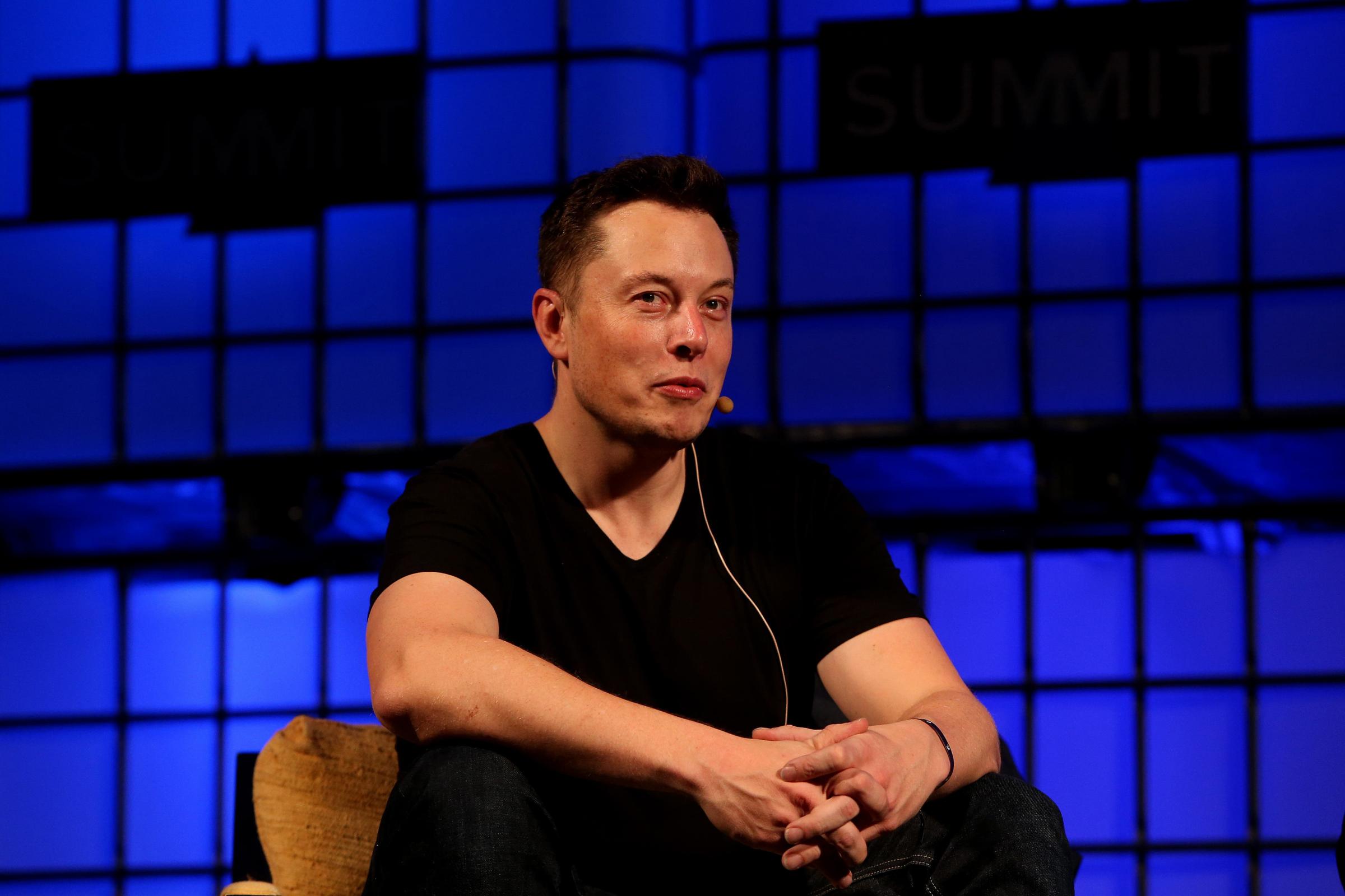 Elon Musk asks judge to throw out court agreement for Twitter posts approval - Vimarsana News