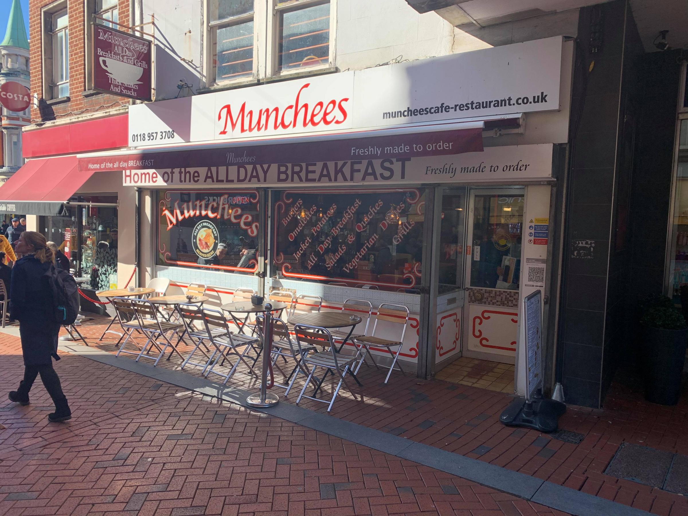 Munchees on Butter Market, Reading