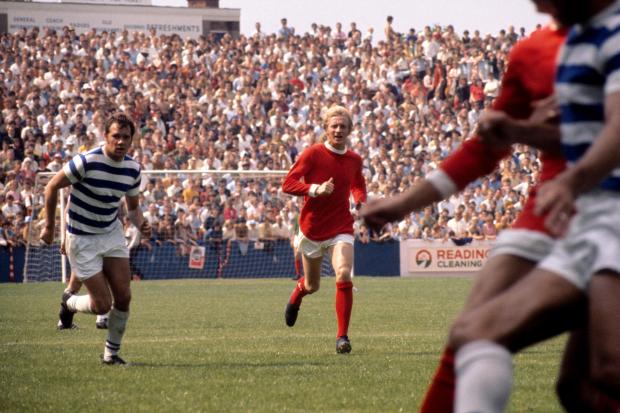 Reading Chronicle: Dennis Law of Manchester United in action against Reading at Elm Park (see story below). Image by: PA