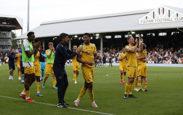 Reading Chronicle: Reading celebrate victory at Craven Cottage. Image by: JasonPIX