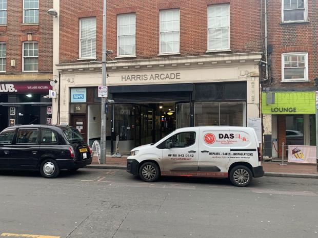 Reading Chronicle: Harris Arcade in Reading. The building which houses it has been snapped up by property investment company AEW for £9 million. Credit: Local Democracy Reporting Service / Oliver Sirrell
