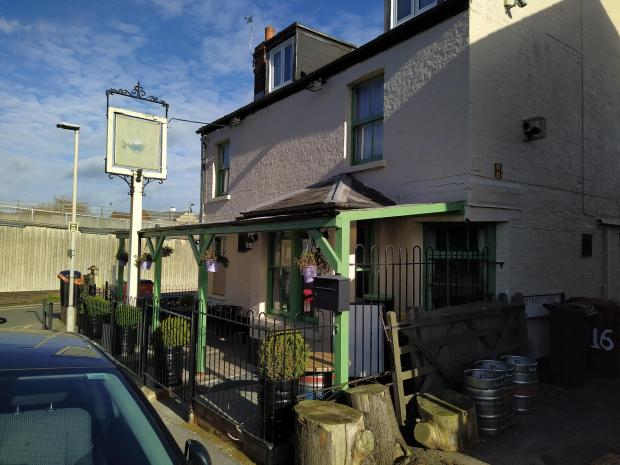 Reading Chronicle: The Hook and Tackle pub