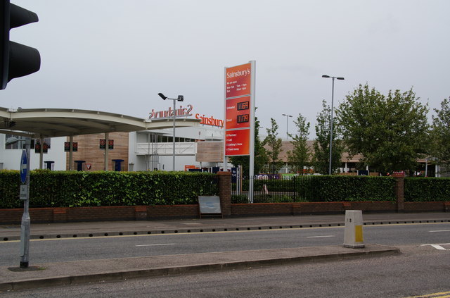 Sainsburys in Newbury. Image via Geograph