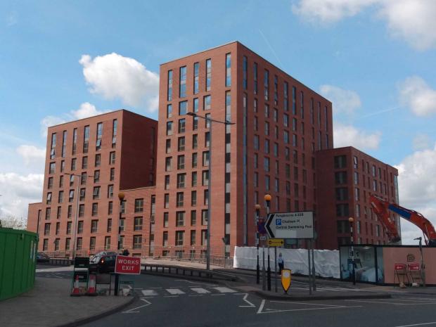 Reading Chronicle: The Foundry Quarter apartment blocks that are being built in Weldale Street, Reading town centre. Credit: James Aldridge, Local Democracy Reporting Service