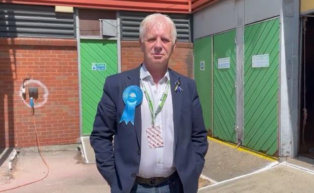 Reading Chronicle: Councillor Clarence Mitchell, Conservative representative for Emmer Green ward, at the 2022 local election count. Credit: James Aldridge, Local Democracy Reporting Service