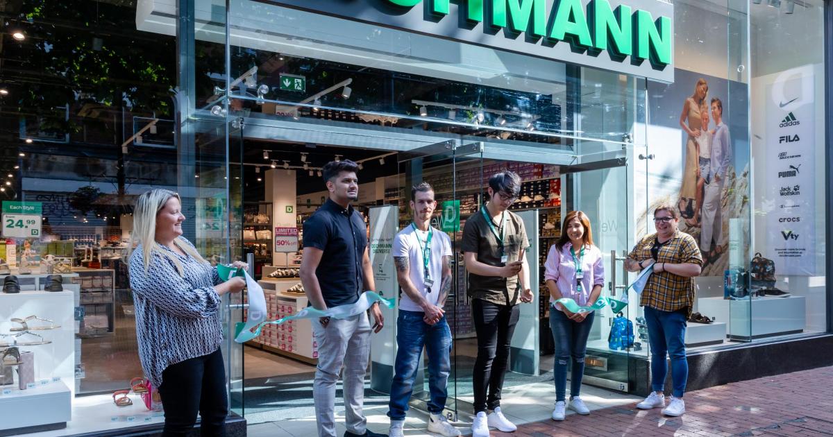 Deichmann opens shoe shop in Reading | Chronicle
