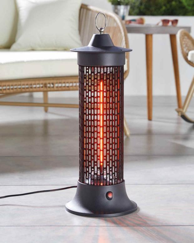 Reading Chronicle: Portable Outdoor Tower Heater (Aldi)