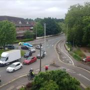 Police cordon closes off Caversham Bridge